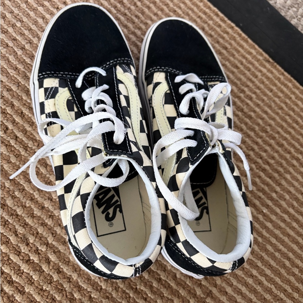 Vans Old Skool Checkboard Sneakers, size 6.5 Women’s, like brand new
